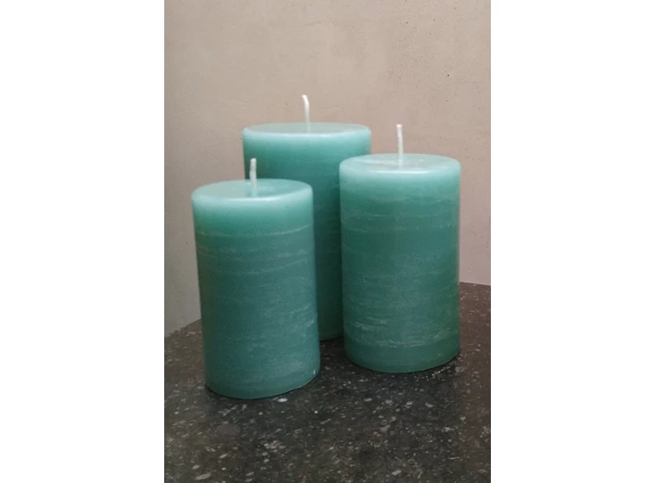 kaarsen uit recupwas.jpg